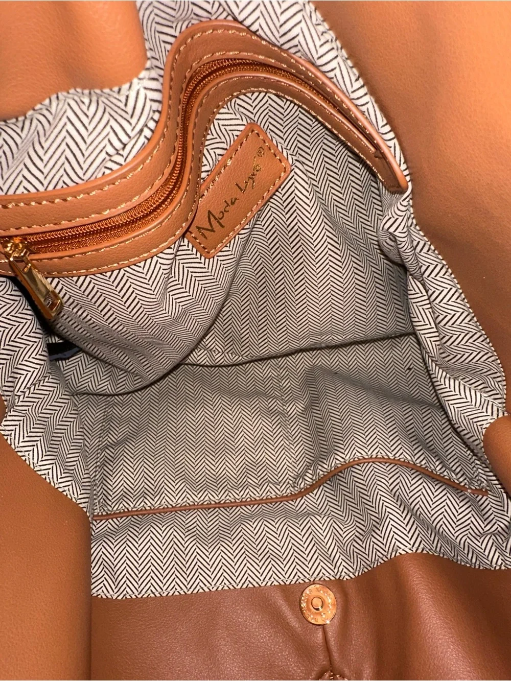 Woven Hobo Shoulder Bag in Cognac Brown